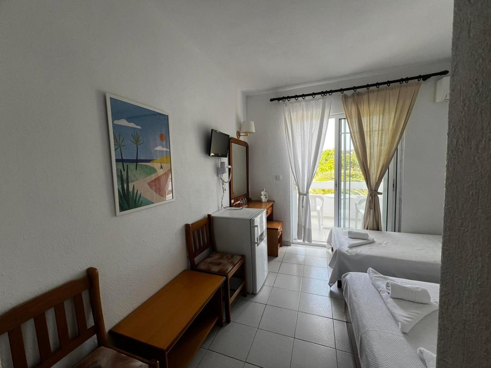 Hotel Proteas Órmos Prínou Exteriör bild